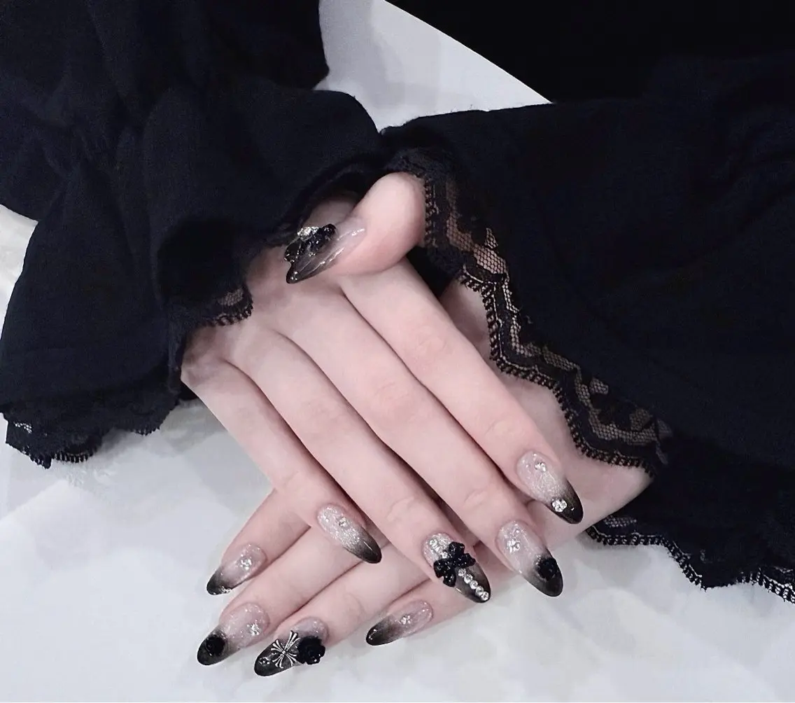 ネイル ハンドネイル WO MIAO💎のネイルデザイン