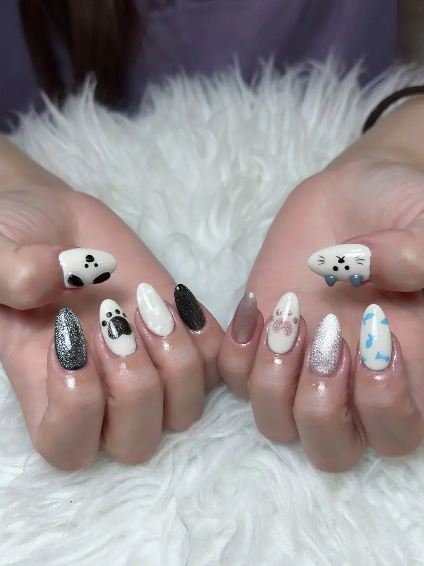 ネイル チークネイル ドット フレンチネイル グラデーション ハート ハンドネイル Julli NailStudioのネイルデザイン