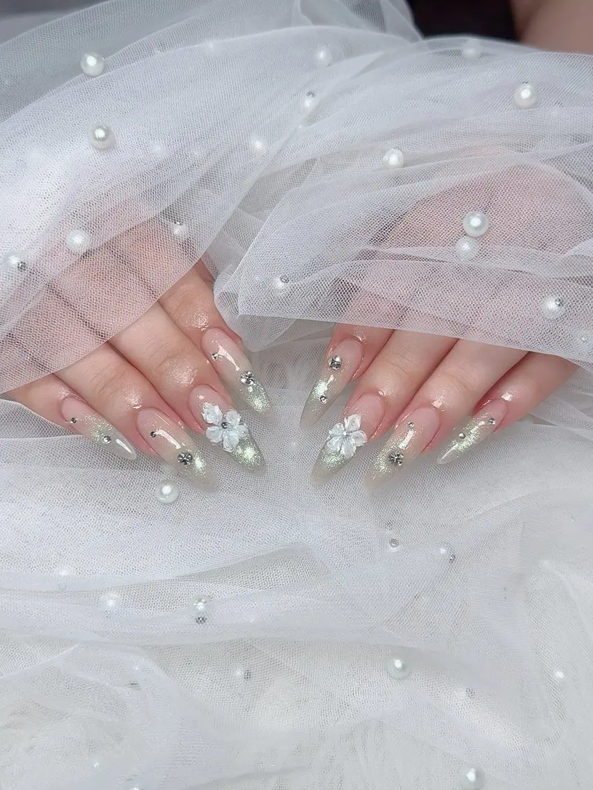 ネイル ハンドネイル ENsalon akiのネイルデザイン