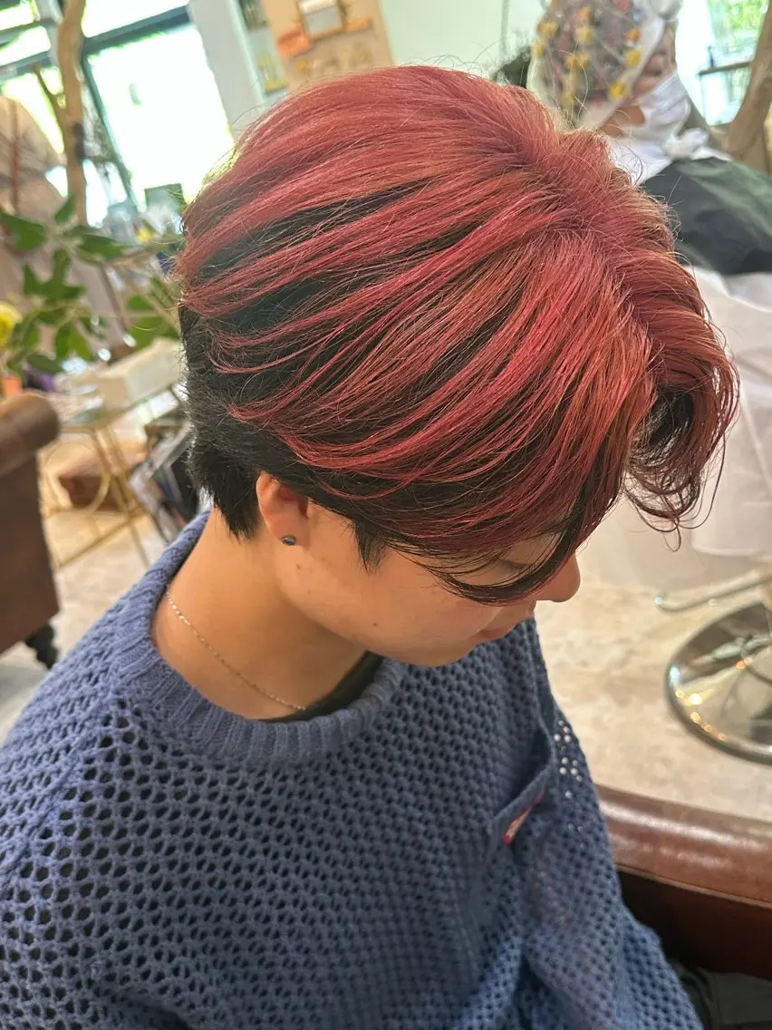 ショート カラー ヘアカラー トリートメント 山之内匠/艶カラー/ ハイトーン/ブリーチのヘアスタイル