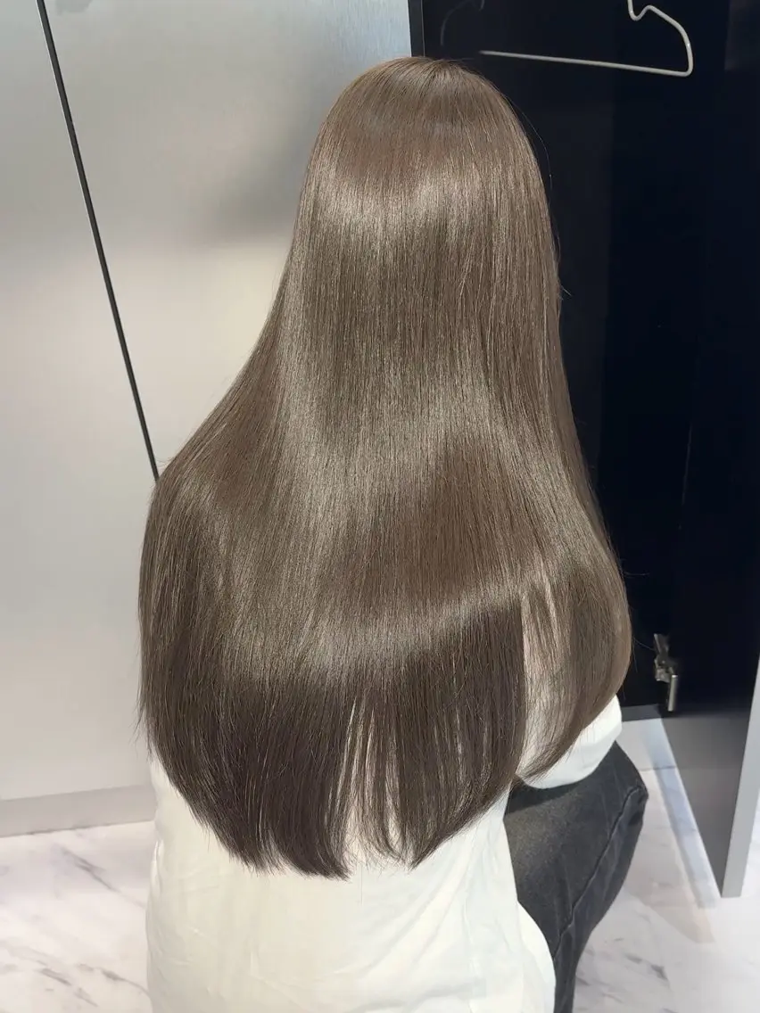 ロング Rita/髪質改善/ ブリーチなしWカラーのヘアスタイル