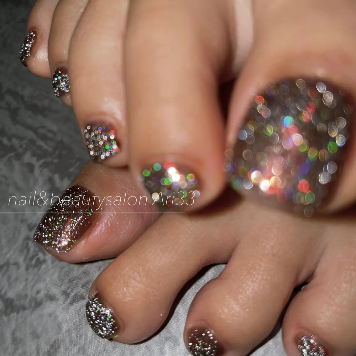 ネイル フラッシュネイル フットネイル ニュアンスネイル プライベートサロン Ari33nailのネイルデザイン