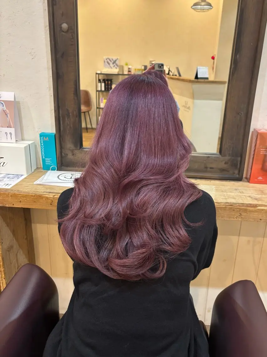 ロング カラー ブリーチ ピンクカラー ピンク🌸/暖色/ ブリーチ/横浜/金光のヘアスタイル