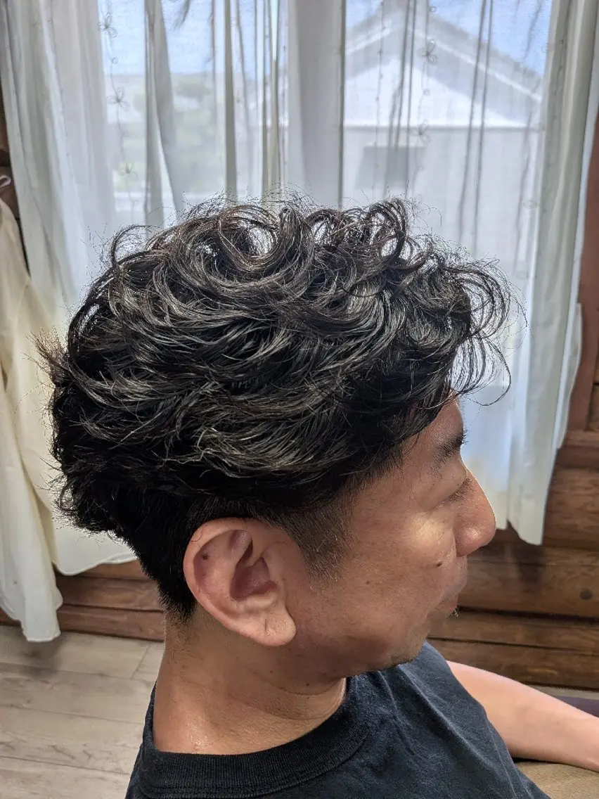 ショート メンズ パーマ カット パーマ 本田 圭輔のヘアスタイル