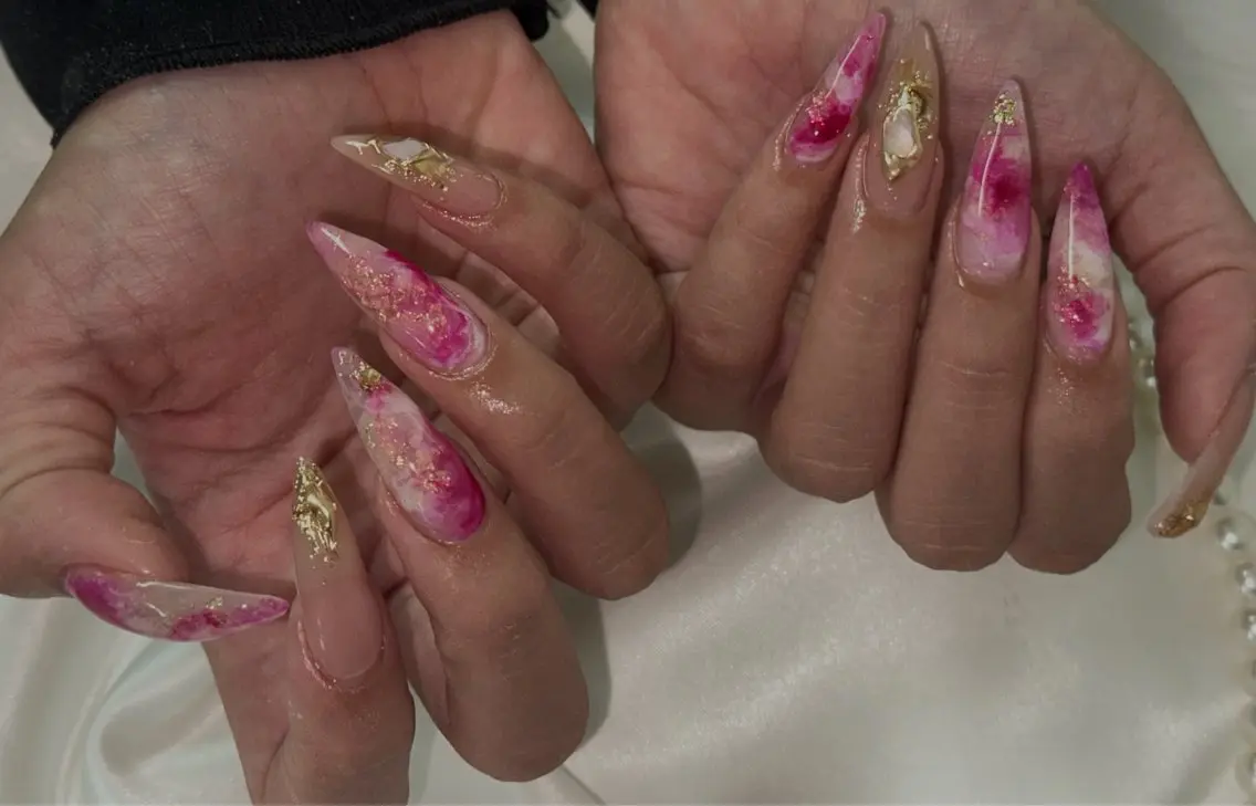 ネイル Nailsalon SKiのネイルデザイン