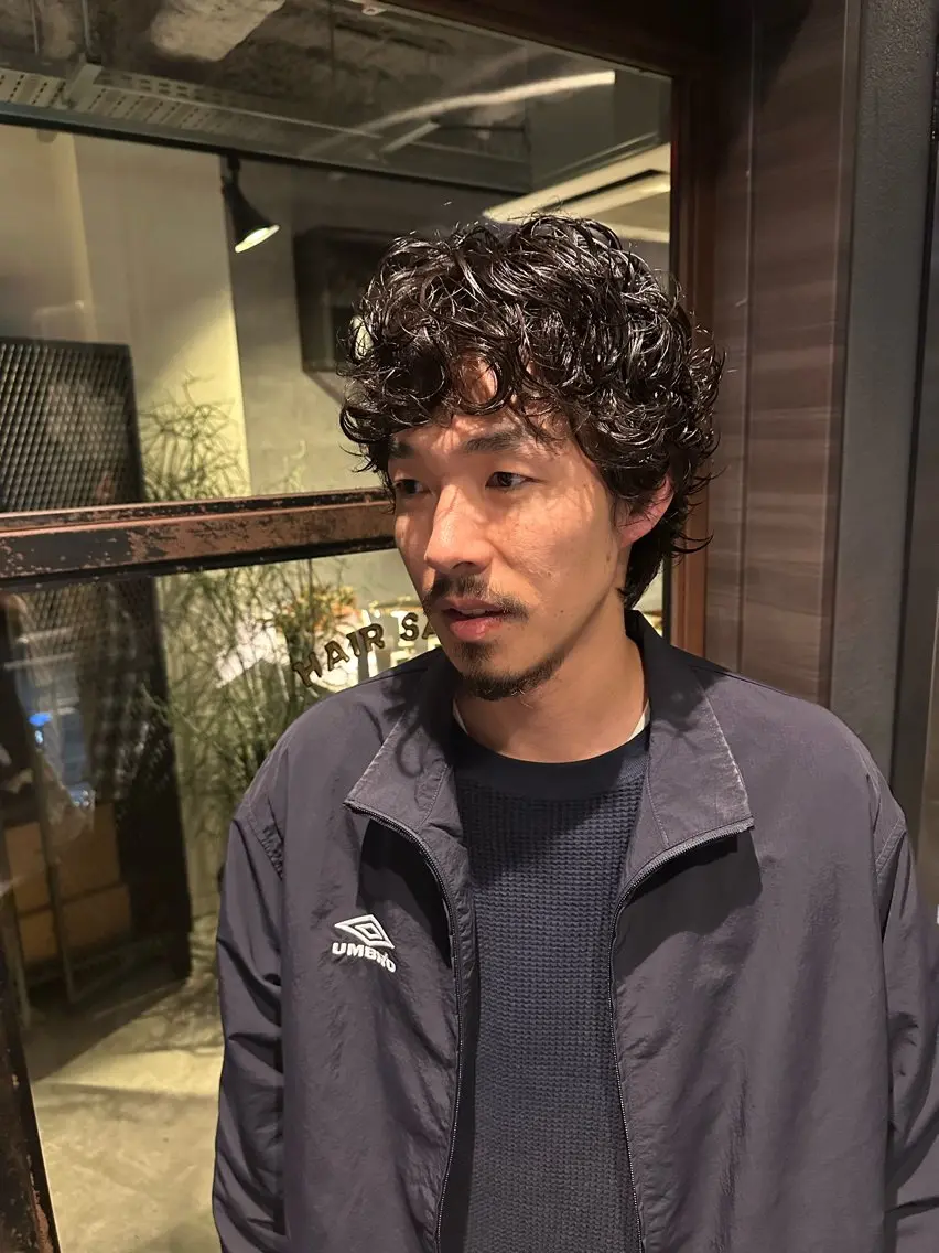 ミディアム パーマ メンズ カット パーマ 俵 知広のヘアスタイル