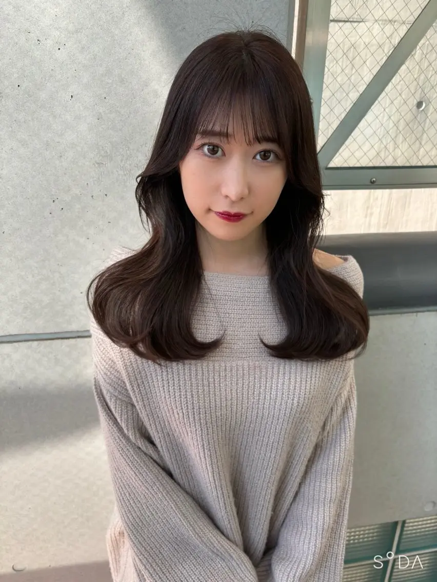 ミディアム カラー ブラウンカラー 韓国風ヘア カット ヘアカラー トリートメント レイヤーカット /透明感/千葉怜寿のヘアスタイル