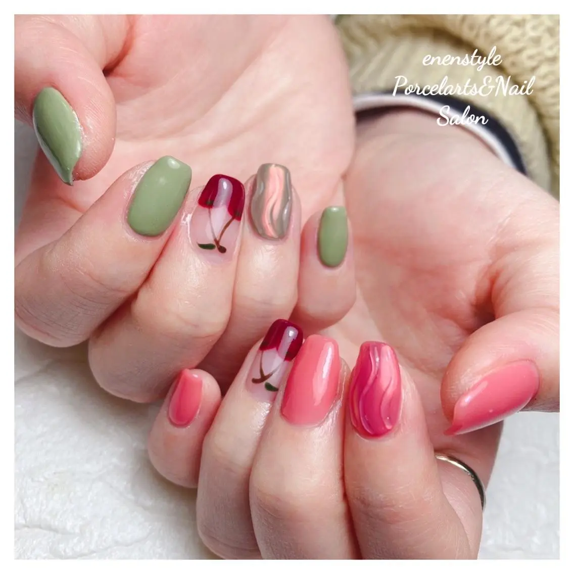 ミディアム ネイル 🐾enen style 🐾のネイルデザイン