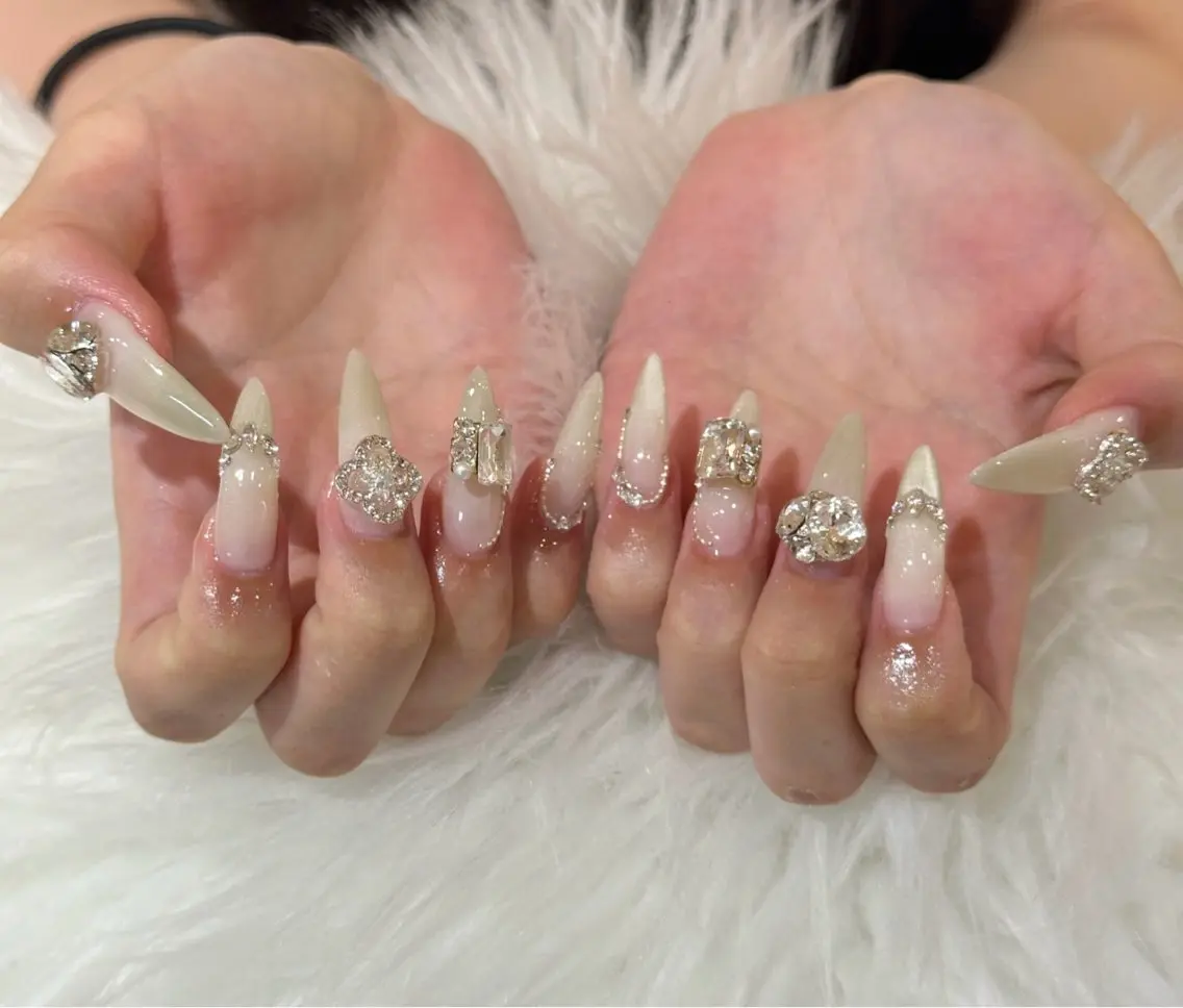 ネイル ハンドネイル Anmi Nail 新宿のネイルデザイン