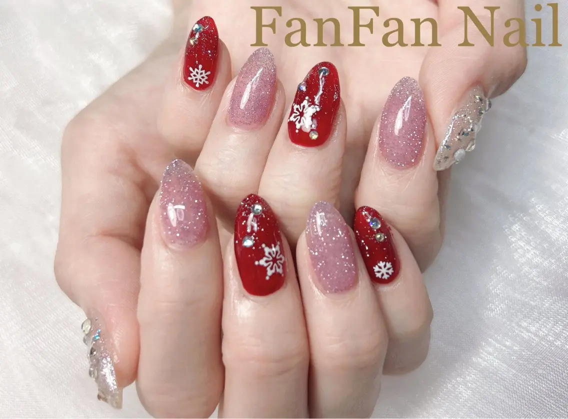 ネイル アートネイル オーロラネイル ガーリー キラキラネイル 韓国ネイル Mio NailsalonUのネイルデザイン