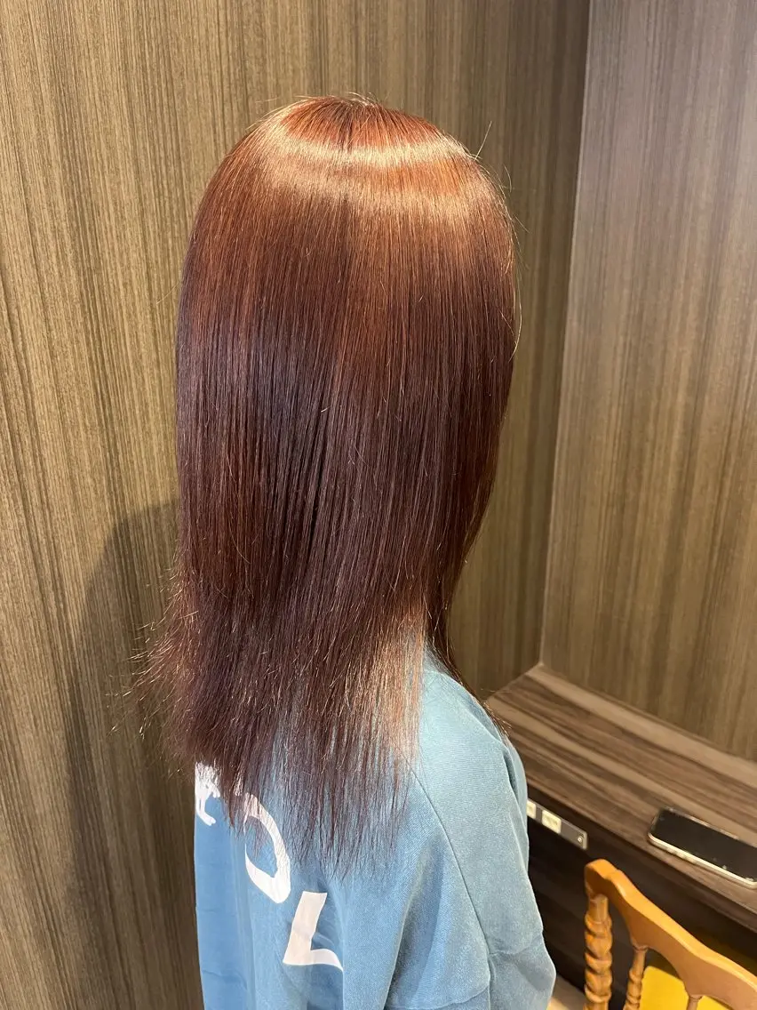 ロング カラー ブラウンカラー ピンクカラー 鳥見 若菜のヘアスタイル