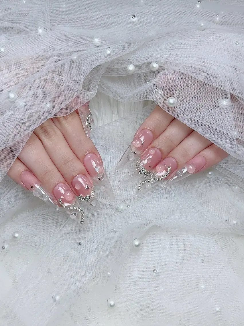 ネイル ハンドネイル ENsalon akiのネイルデザイン