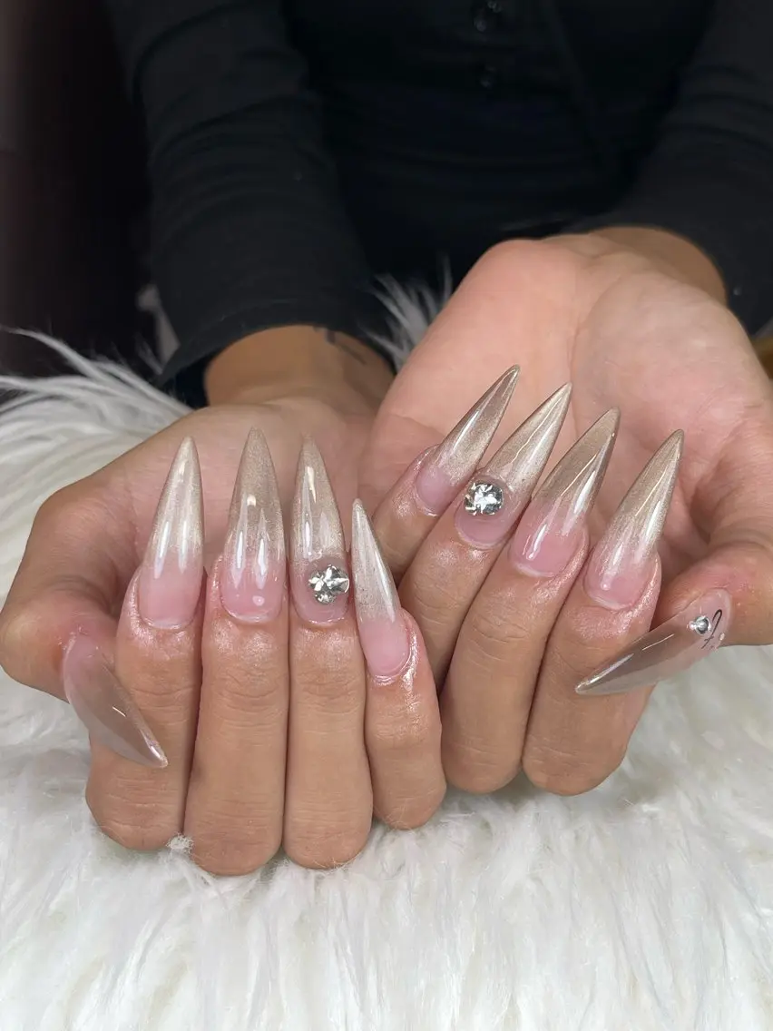 ネイル ハンドネイル NiJi Nailsのネイルデザイン