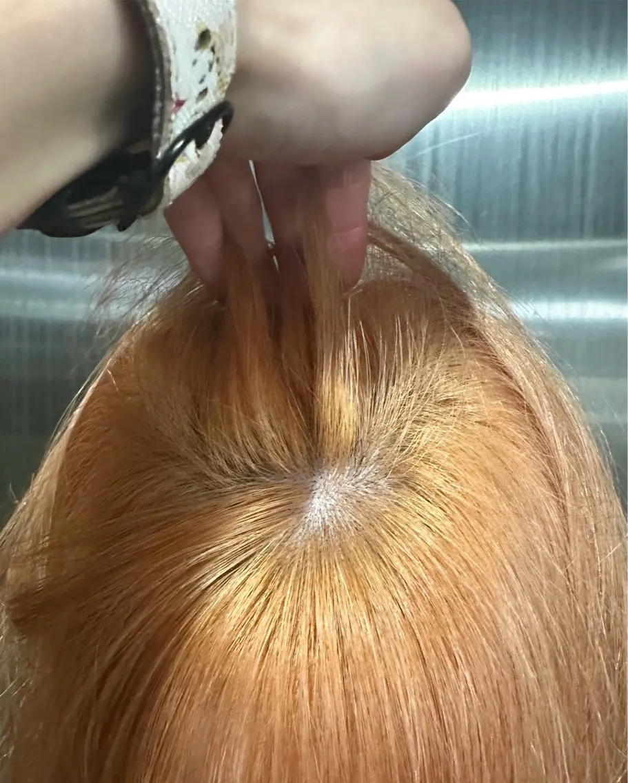 セミロング カラー ブリーチ 透明感カラー 韓国風カラー オレンジ 韓国風ヘア ✨武内凌太✨ 複雑履歴/ムラ修正のヘアスタイル