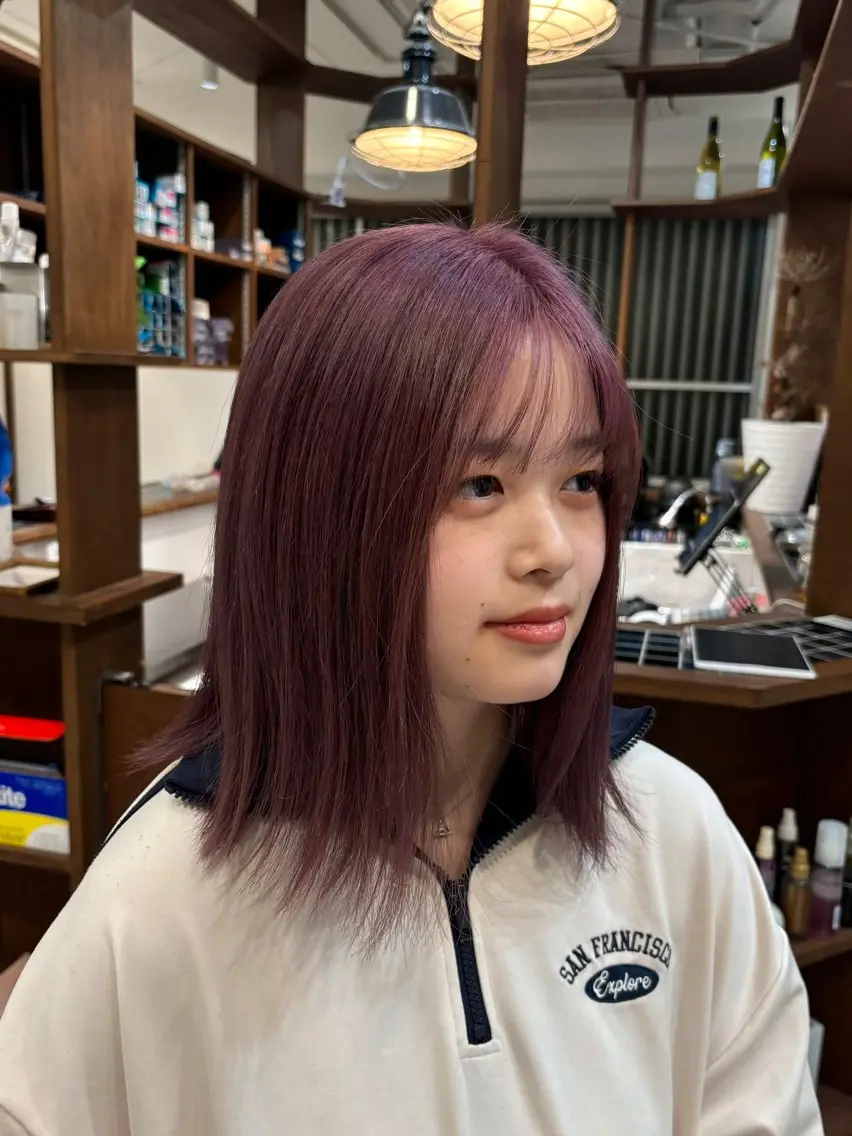 ミディアム ヘアカラー 小玉 唯依のヘアスタイル