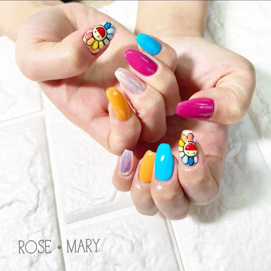 セミロング ネイル ハンドネイル ROSE・ MARY 鈴木のネイルデザイン