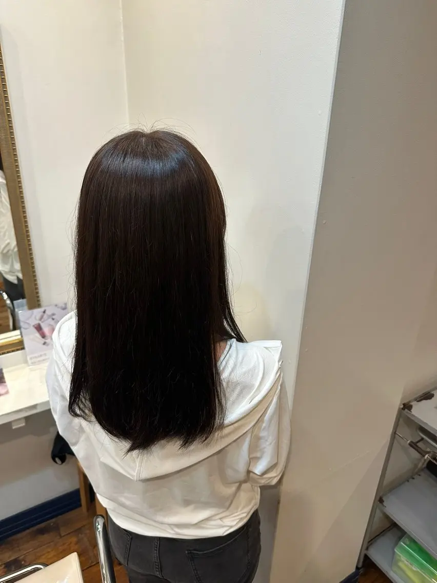 ロング ヘアカラー ウエカワ ハルのヘアスタイル