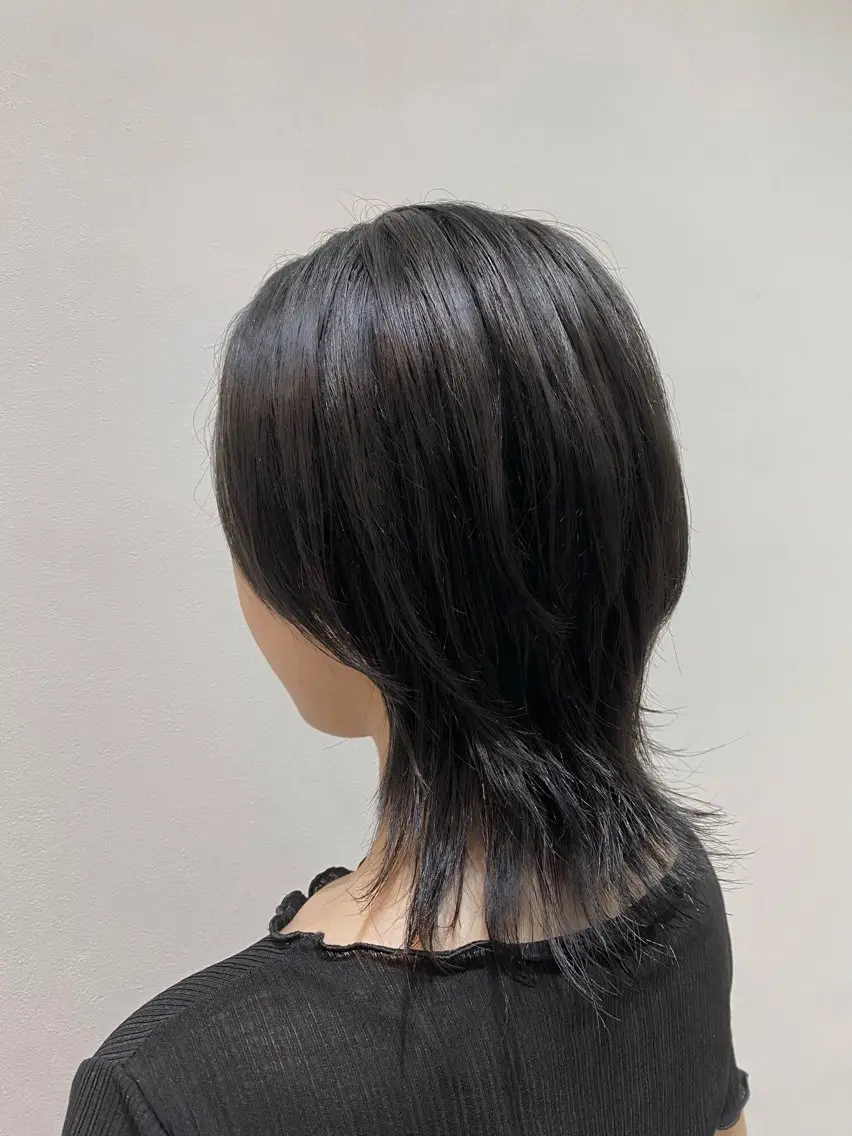 ミディアム ボブ レイヤーカット ウルフカット ウルフボブ カット ヘアカラー トリートメント ♡オシャ髪♡AI ✂️newi町田のヘアスタイル