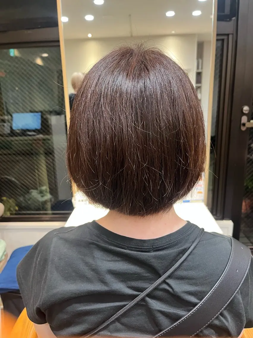 ショート 小鴨 美佳のヘアスタイル