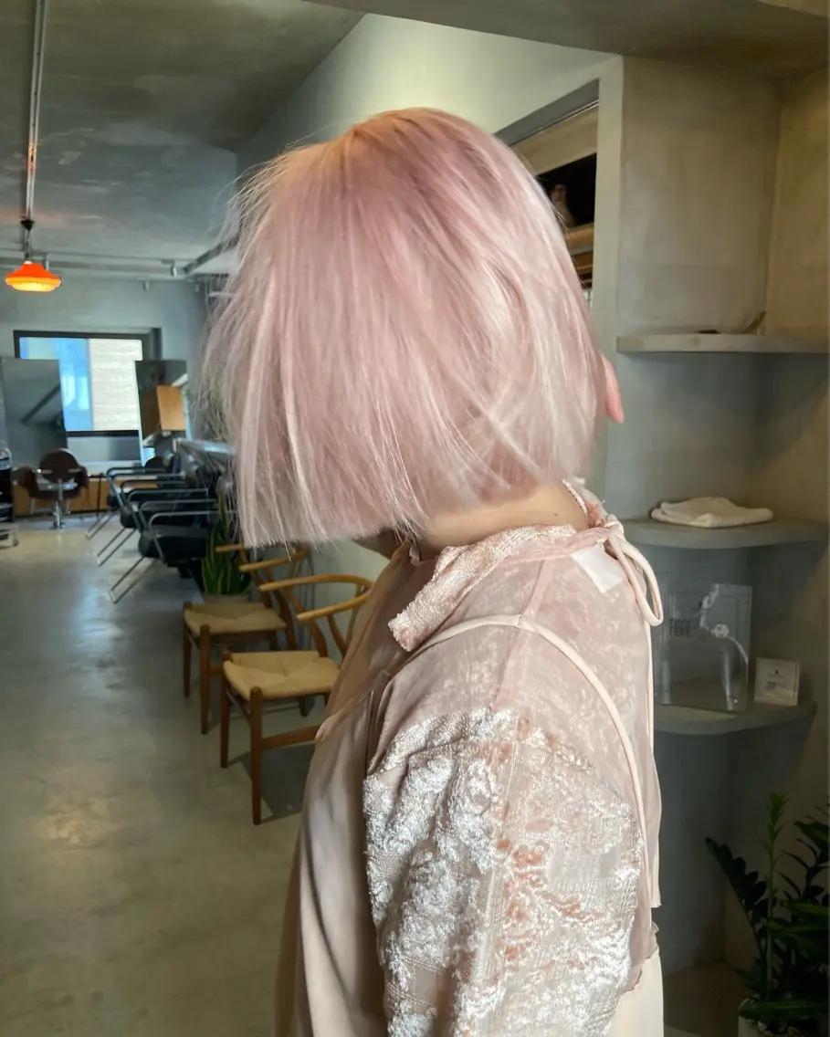 カラー ピンクカラー ヘアカラー GAN /ダメージレスカラーのヘアスタイル