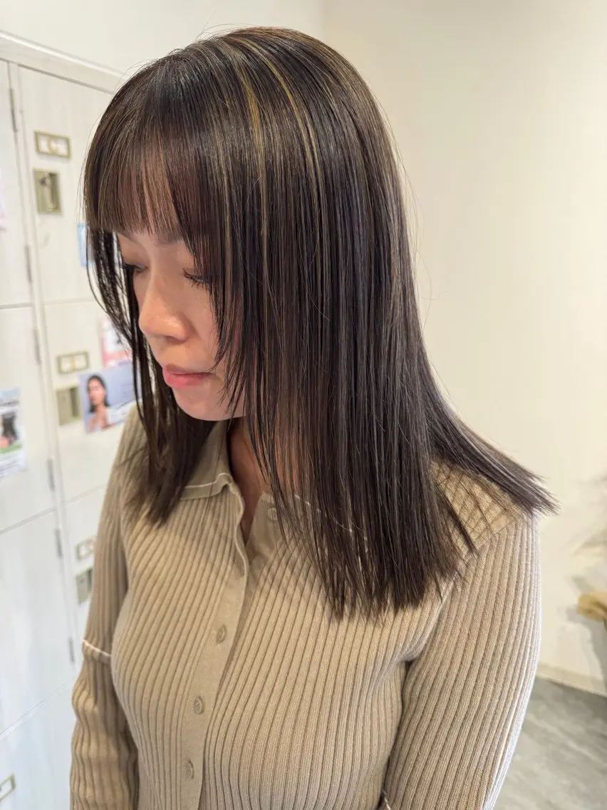 セミロング カラー ヘアカラー トリートメント ツチイ リョウタのヘアスタイル