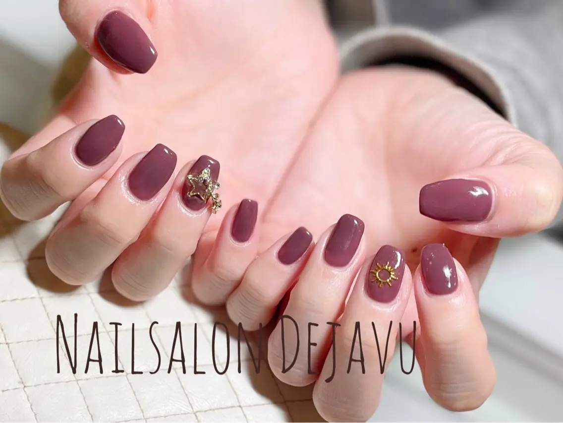 ネイル ワンカラーネイル ハンドネイル Nailsalon Dejavuのネイルデザイン