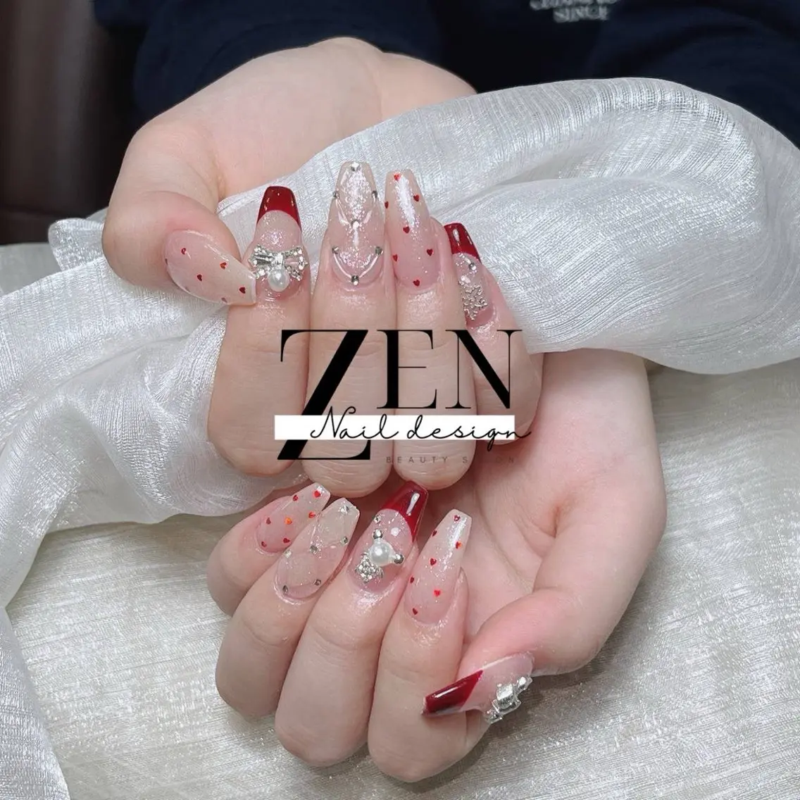 ネイル チークネイル フレンチネイル ジェルネイル 韓国ネイル マグネットネイル ハンドネイル Zen Nail Design 池袋のネイルデザイン