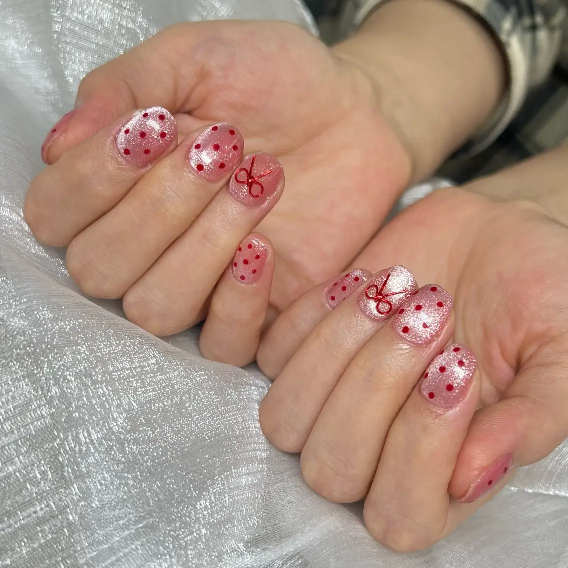 ネイル マグネットネイル リボン Lumiereva nail salonのネイルデザイン