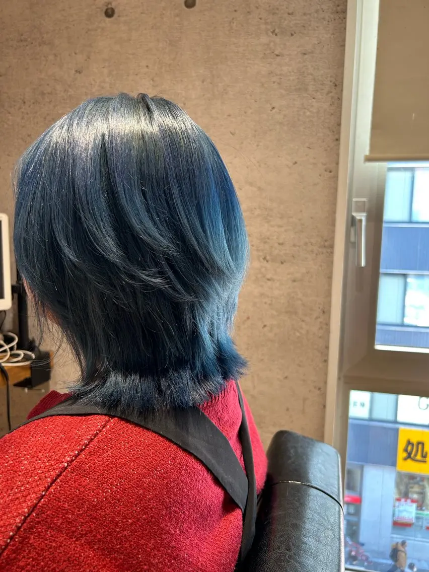 ミディアム カット ヘアカラー トリートメント Ando Raycoのヘアスタイル