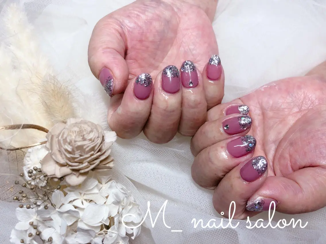 ネイル シンプルネイル M_ nail salonのネイルデザイン