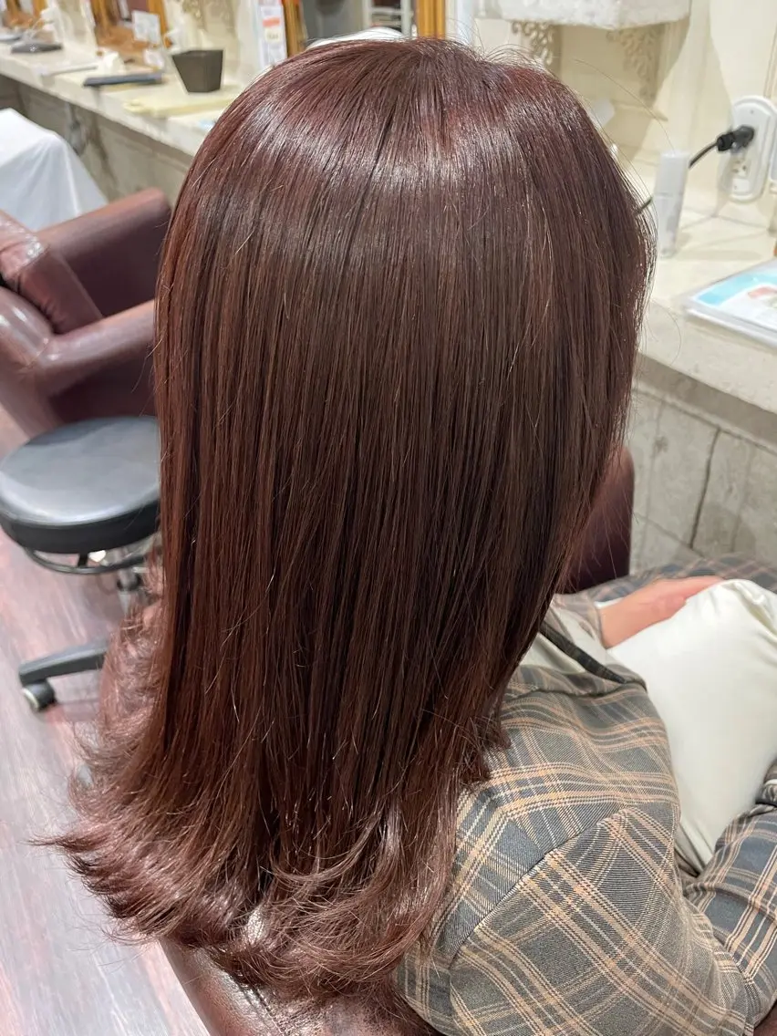 ミディアム ピンクブラウン 🦋春山 さとみ🦋のヘアスタイル