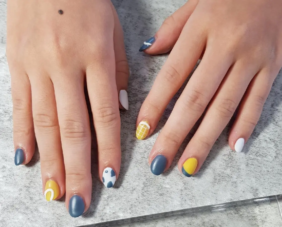 ショート ハンドネイル Fa.Stella ファステラ のネイルデザイン