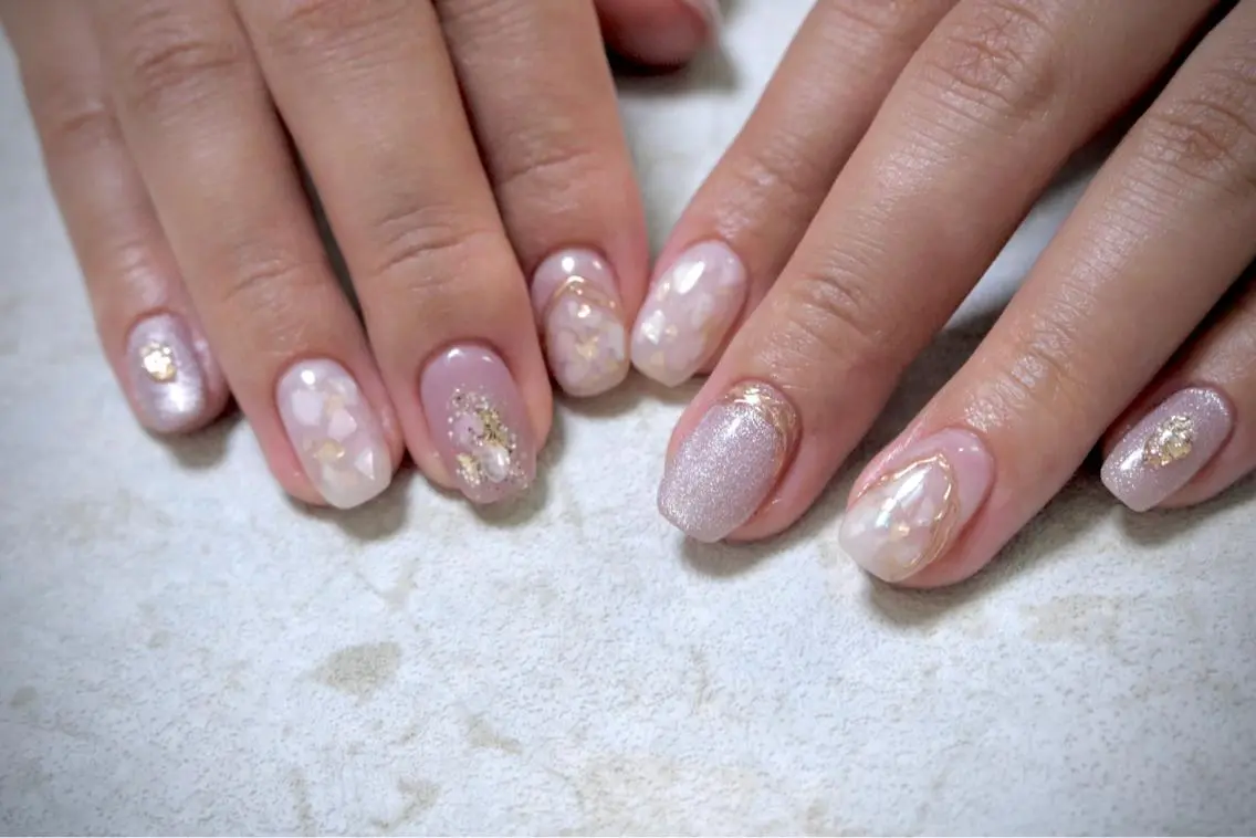 ネイル オーロラネイル カジュアル フラッシュネイル ジェルネイル ラメ(グリッター) ハンドネイル MH Nailのネイルデザイン