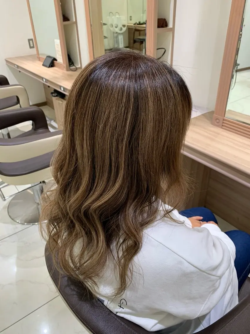 ロング カラー ブラウンカラー 透明感カラー オレンジ カット ヘアカラー 🌱脱白髪染め特化 🌱岡田将英のヘアスタイル