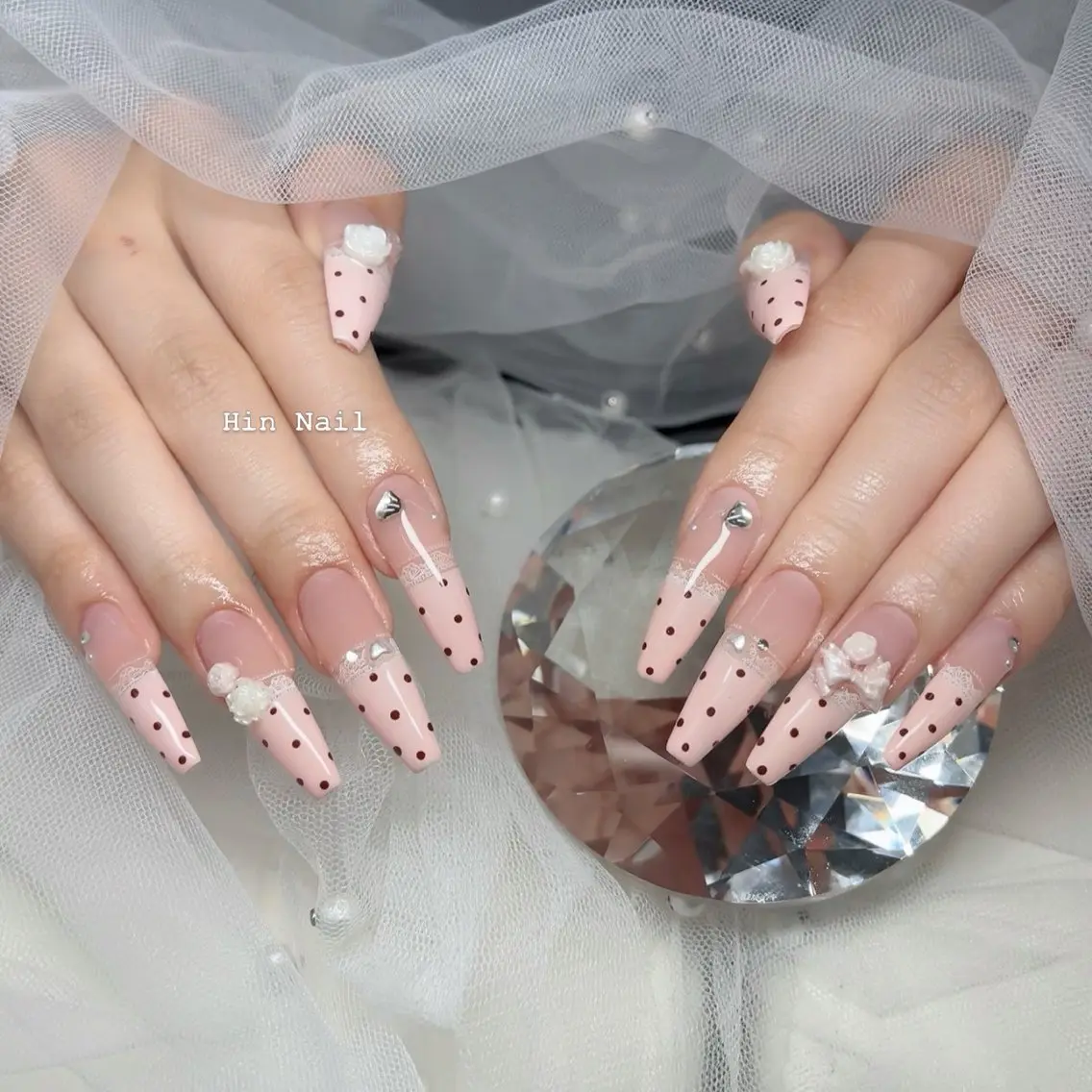 ネイル ハンドネイル HIN NAILのネイルデザイン