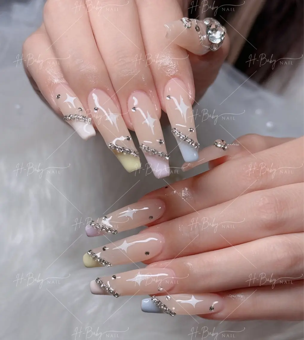 ネイル オーロラネイル フレンチネイル ジェルネイル ハロウィン 韓国ネイル ハンドネイル neco H.babynailのネイルデザイン
