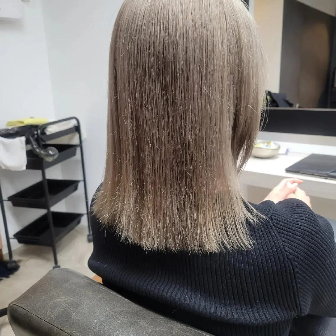 セミロング 安永 結菜のヘアスタイル