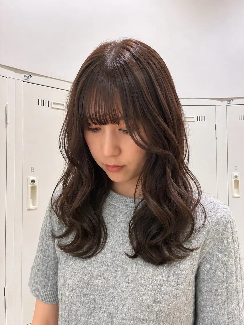 セミロング カラー ヘアカラー 🪐💫レイヤー/ 似合わせ/あやねのヘアスタイル