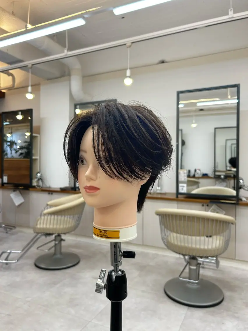 ヘアアレンジ メンズ センターパート 縮毛/ カラーモデル募集のヘアスタイル