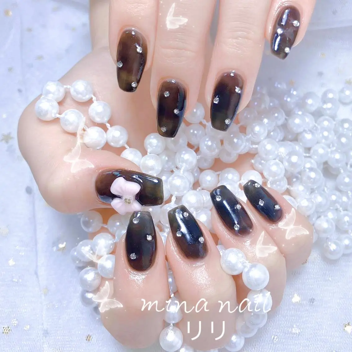 ネイル ハンドネイル 🎀まゆ 🪽🐾のネイルデザイン
