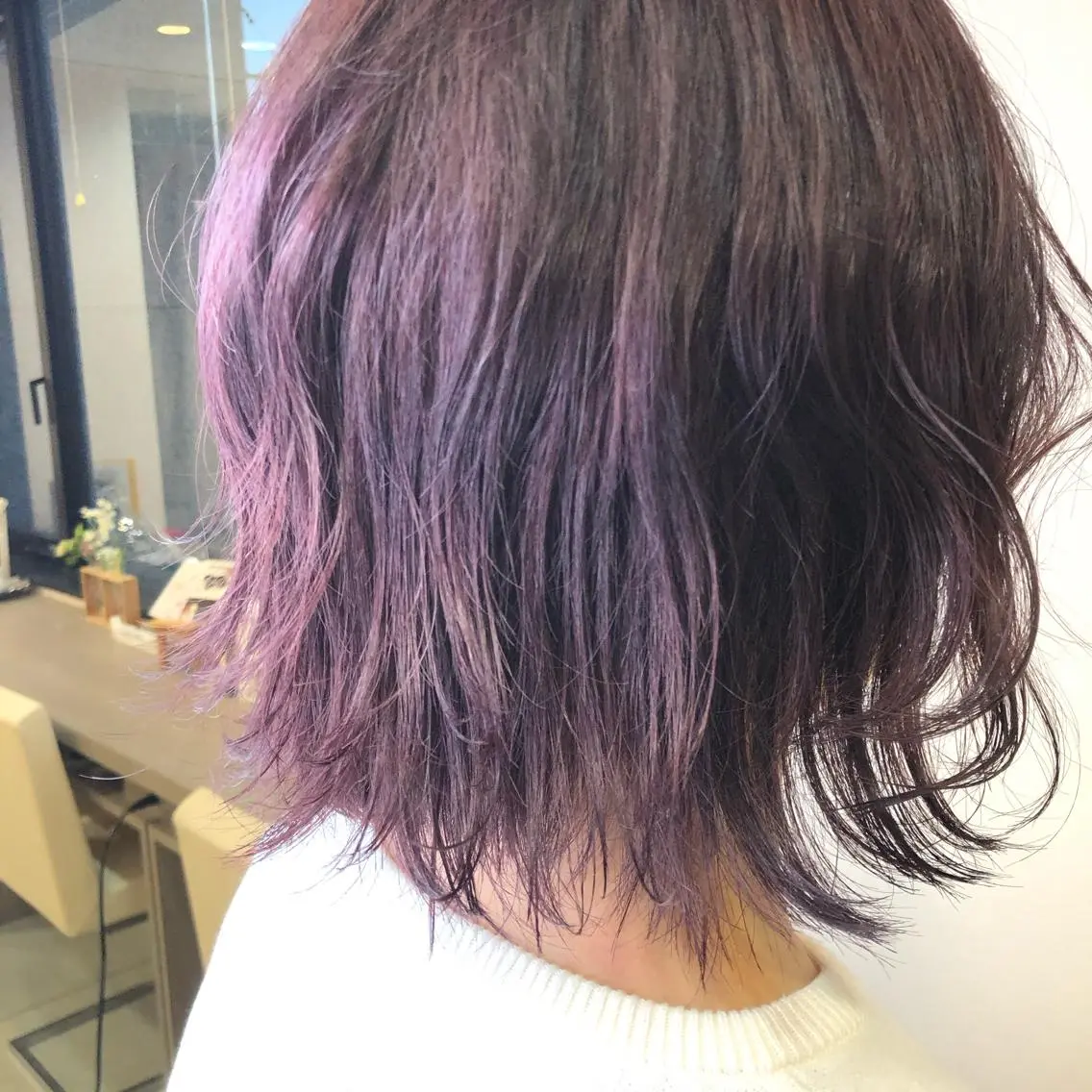 ミディアム カラー ラベンダーカラー ピンクカラー ピンクラベンダー ヘアカラー トリートメント 松佐 ゆかりのヘアスタイル