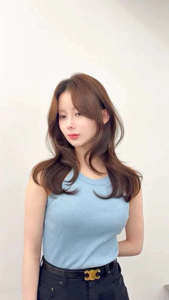 ロング カラー 小顔カット カット ヘアカラー トリートメント 韓国ヘア/レイヤー/ 顔まわり足立遥奈のヘアスタイル