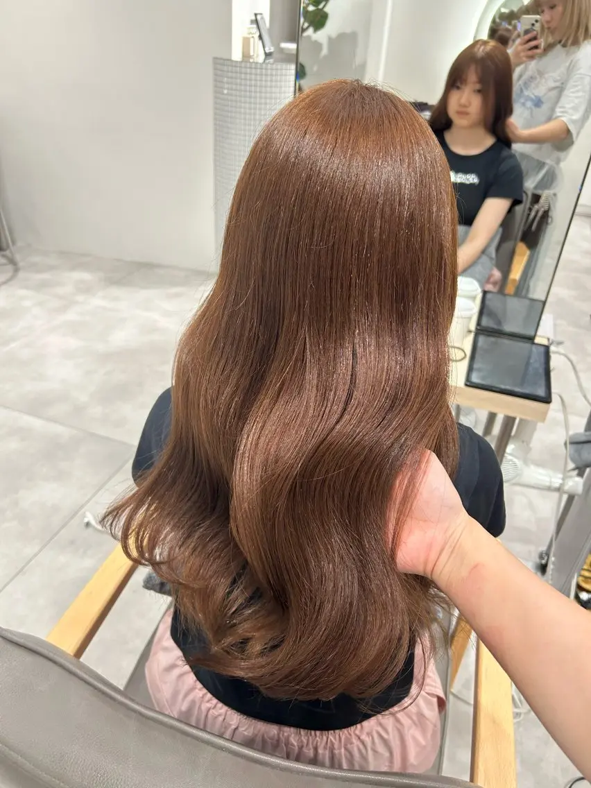 ロング ヘアカラー トリートメント Unami  / RIZUMUのヘアスタイル