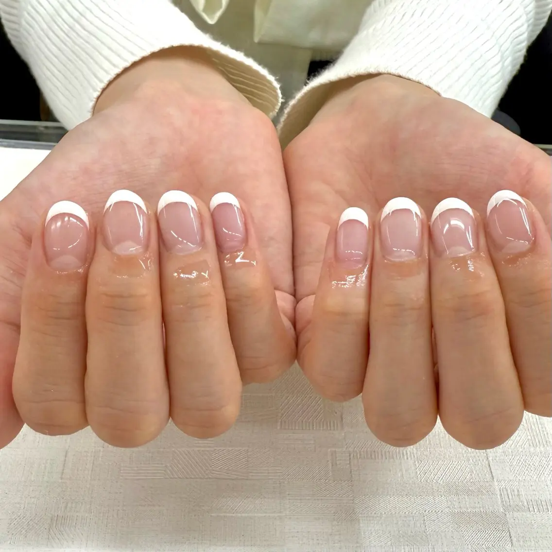 ネイル MAXKELLY正池 白フレンチ募集🕊️のネイルデザイン