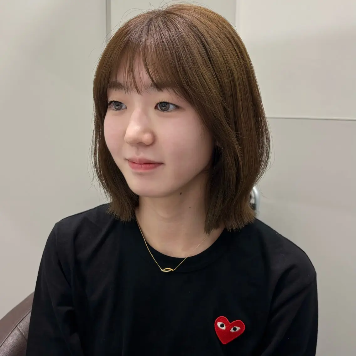 ミディアム カット ヘアカラー トリートメント 盛れる透明感カラー momokaのヘアスタイル