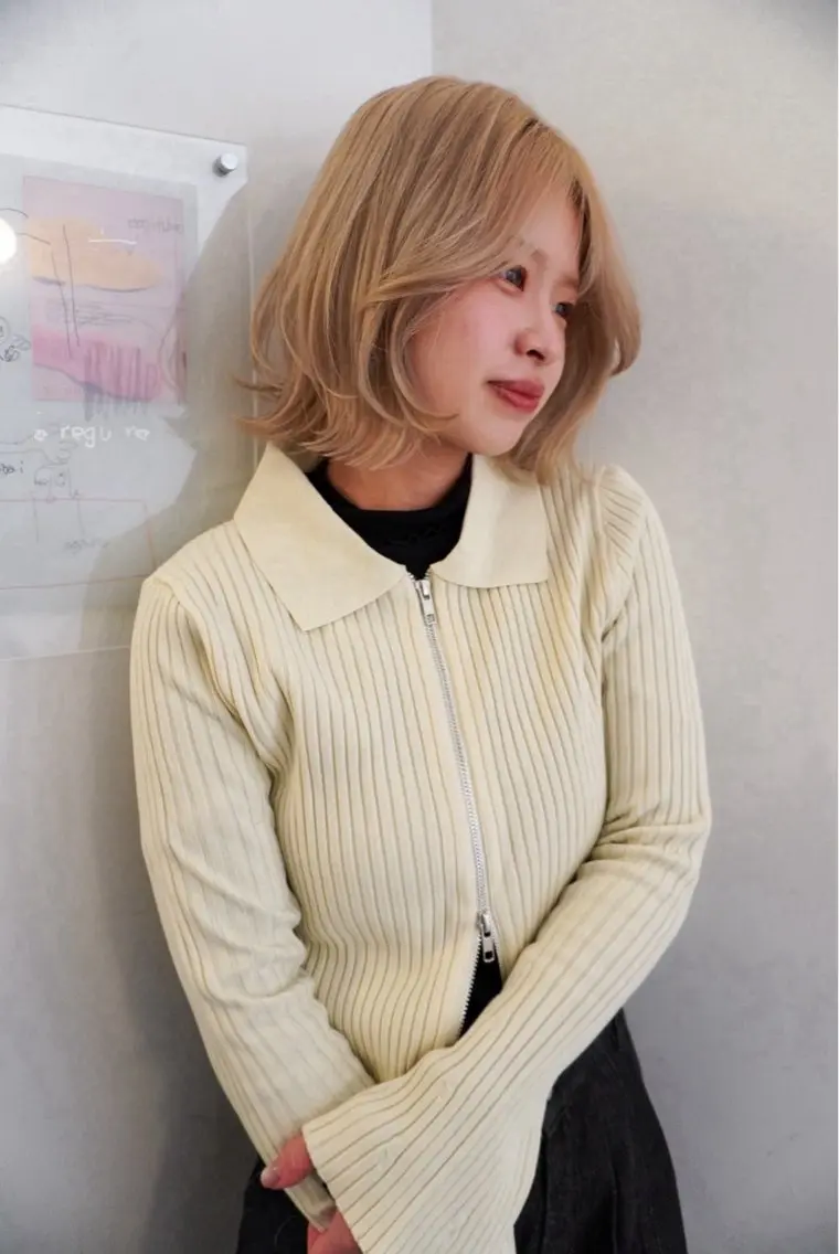 ミディアム カラー ブロンド ハイトーンカラー オレンジ ヘアカラー 名古屋カラーモデル/ 暖色カラー/リカのヘアスタイル