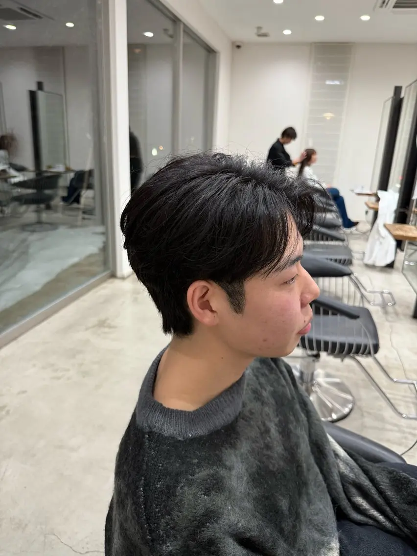 ショート メンズ 刈り上げ カット 芳賀 風斗のヘアスタイル