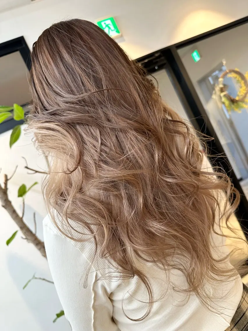 ロング カラー ヘアアレンジ ブリーチ毛縮毛矯正 👑山口のヘアスタイル