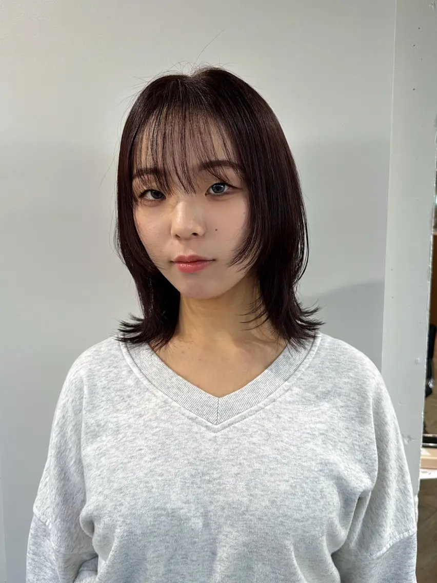 ミディアム カット ヘアカラー トリートメント ダブルカラーベージュ 新潟/万代/髙橋魁真のヘアスタイル