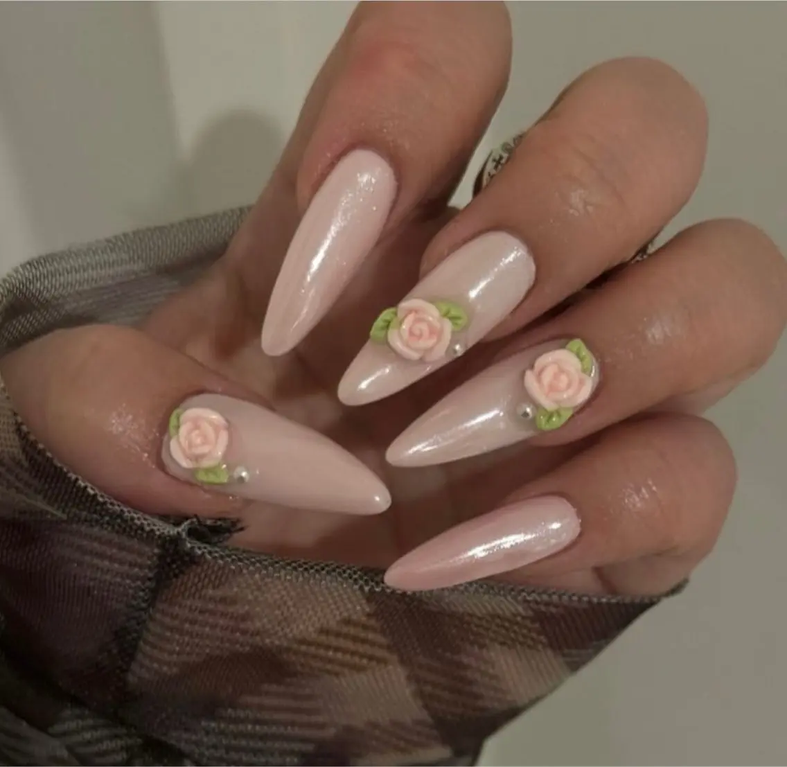 ネイル 成人式 ロングネイル マグネットネイル 大理石ネイル(マーブル) リボン ハンドネイル Amee Nail Salonのネイルデザイン